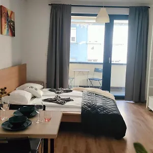 Super Cozy & Budapesta