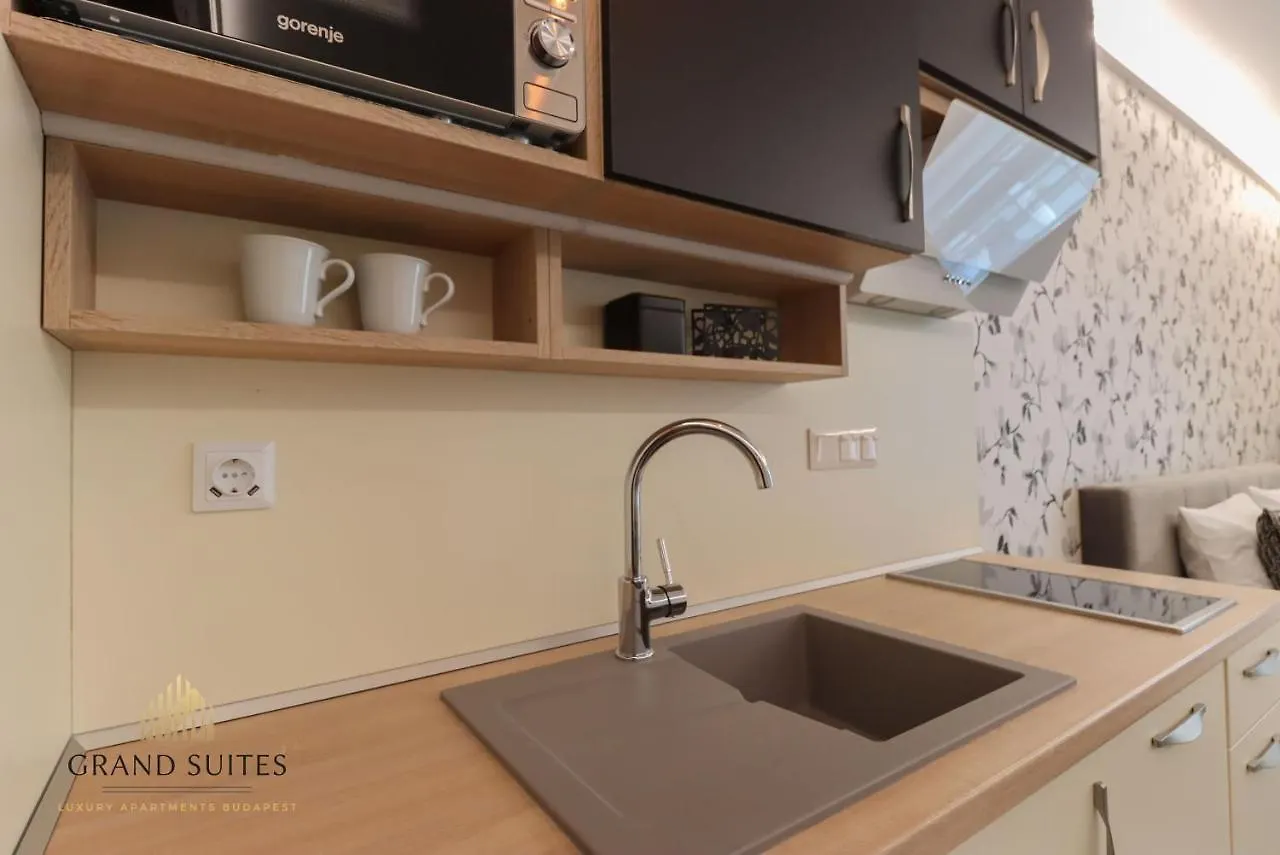 Grand Suites Central Budapest 0*,  Hungary