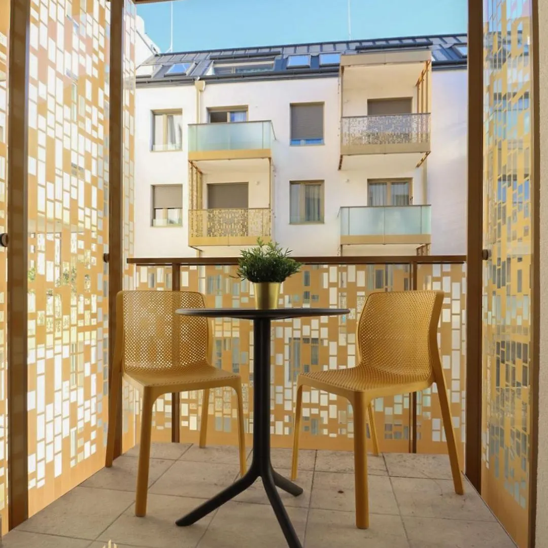 Grand Suites Central Budapest Apartment